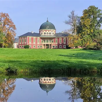 Veltrusy - Nordic walking přes všechny mosty zámeckého parku