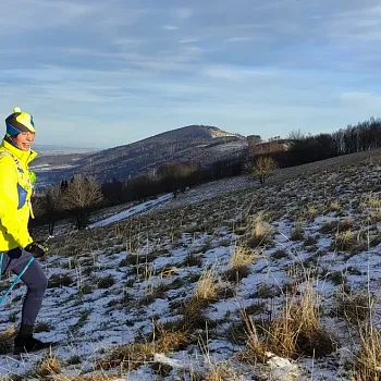 Zlaté Hory - na Bílou sobotu pěšky z Forvízu, přes Větrnou a Biskupskou kupu