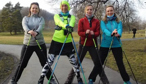 Ostrava, Komenského sady - Nordic Walking výšlap s instruktorkou, zaostřeno na NW techniku
