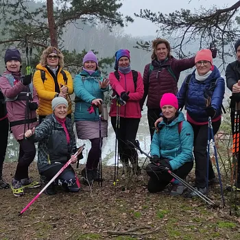 Lhotka u Mělníka - Nordic Walking výšlap za humny