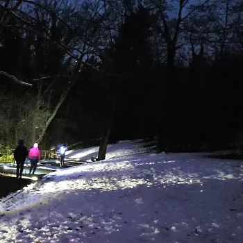 Večerní předvánoční Nordic Walking na Mělníku a pod Mělníkem.