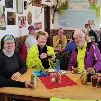 Zahrádky u České Lípy –  Holanské rybníky, zříceniny, panny a hastrmani