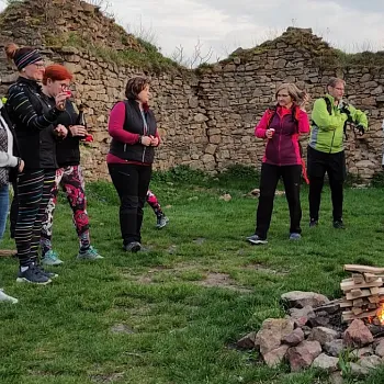 Víkendovka České středohoří, den druhý - večerní hrad Opárno