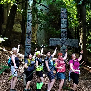 Kokořínsko - Nordic Walking skalním městem u Střezivojic.