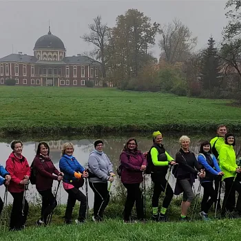 Veltrusy - Nordic Walking v zámeckém parku