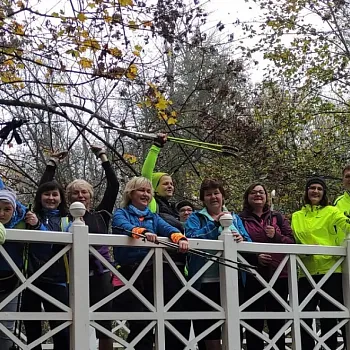 Veltrusy - Nordic Walking v zámeckém parku