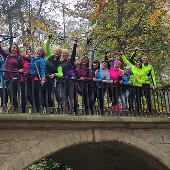 Veltrusy - Nordic Walking v zámeckém parku