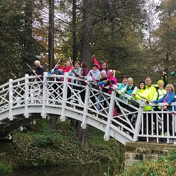 Veltrusy - Nordic Walking v zámeckém parku