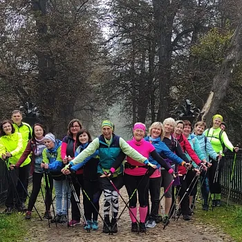 Veltrusy - Nordic Walking v zámeckém parku