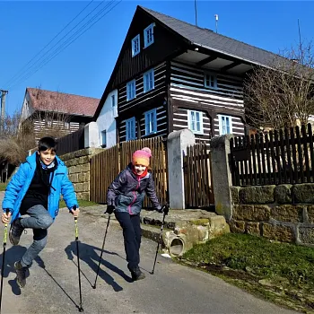 Nordic Walking na Kokořínsku nemá chybu Zakšín - Tupadly