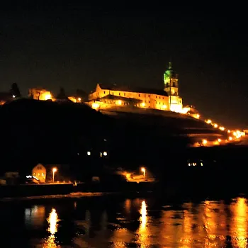 Mělník - předvánoční světýlkový Nordic Walking ve tmě