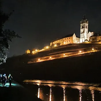 Mělník - předvánoční světýlkový Nordic Walking ve tmě