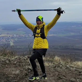 Nordic Walking výšlap na nejvyšší horu široko daleko. Na Říp.