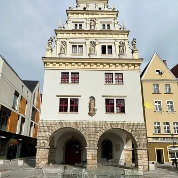 Svatý Václav na Zlatohorsku. Nordic Walking i sightseeing.