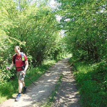 Na cestě s Nordic Walking poutníkem