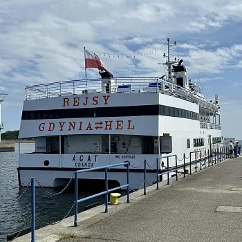 Narozeninový Balt. Den třetí. Jedni lodí na poloostrov Hel, druzí na křižácký hrad Malbork.