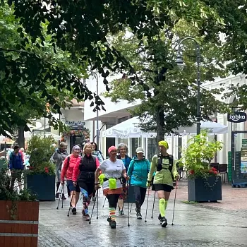 Narozeninový Balt. Den čtvrtý, zmáčený. Oliwa, rozhledna Pacholek, ledovcová moréna. Sopot.