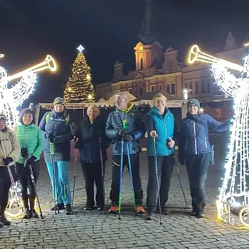 Mělník před vánoci 2024 - Nordic Walking výšlap do tmy počtvrté