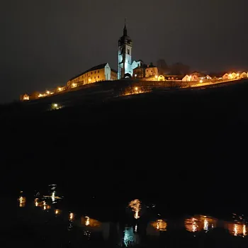 Mělník před vánoci 2024 - Nordic Walking výšlap do tmy počtvrté