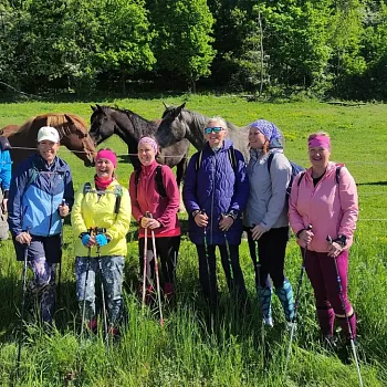 Kokořínsko - Nordic Walking přes Vrátenskou horu, Housku, Beškovský vrch do Panské Vsi u Dubé