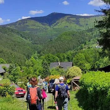 Beskydy. Ostravice - horský Nordic Walking výšlap k vodopádům Bučacího potoka