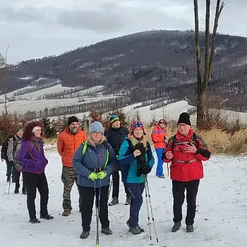 Nordic Walking Silvestr 2025 na Osikovém vrchu nad Zlatými Horami