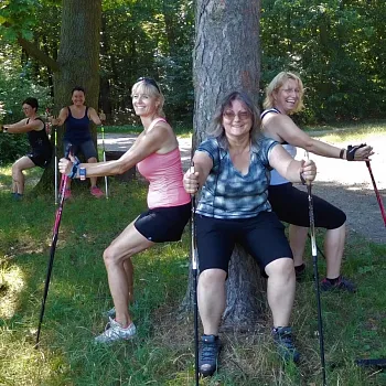 Nordic Walking jóga a jiné neplechy v Hostivaři