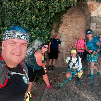 10 dní putování českou krajinou z Blaníku na Říp