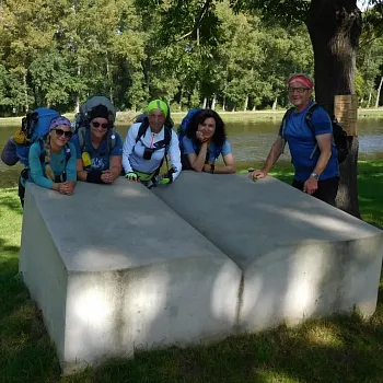 10 dní putování českou krajinou z Blaníku na Říp