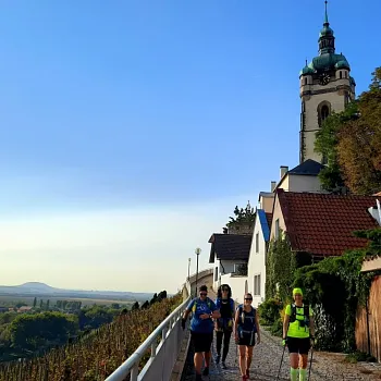 10 dní putování českou krajinou z Blaníku na Říp