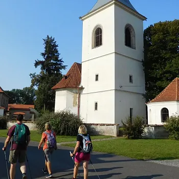 10 dní putování českou krajinou z Blaníku na Říp