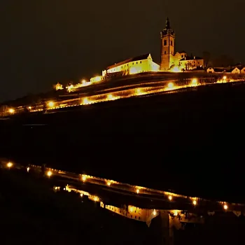 Večerní Mělník a hořínský park. Magický Nordic Walking.