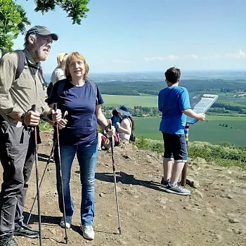 A Fred nepřijde? Nepřijde. Fred už nikdy nepřijde.