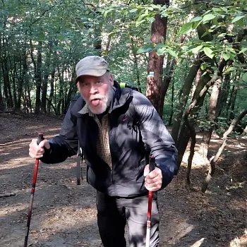 A Fred nepřijde? Nepřijde. Fred už nikdy nepřijde.